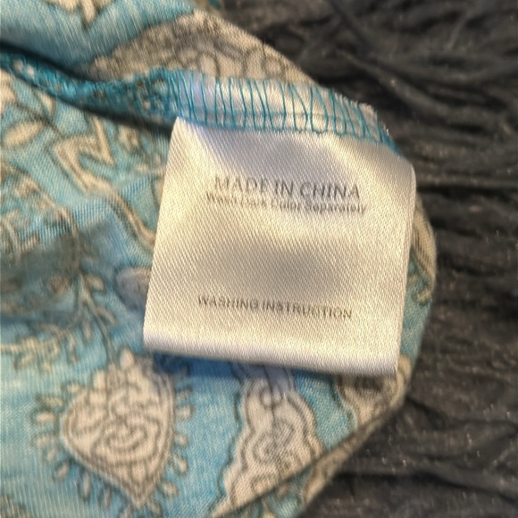 Baikea top - Picture 8 of 9